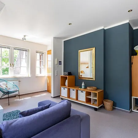 Steuerbord Διαμέρισμα *